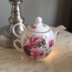 English fine bone teapot and cup